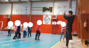 Des Olympiades entre le foyer de vie Maurice Dachary et l’école primaire de Roëzé-sur-Sarthe